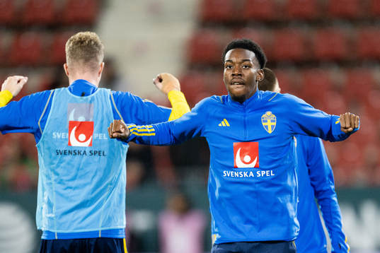 Anthony Elanga of Sweden