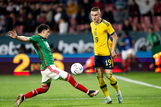 Jorge Sanchez of Mexico and Mattias Svanberg of Sweden