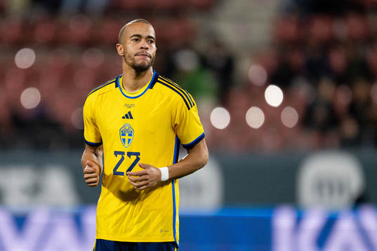 Robin Quaison of Sweden