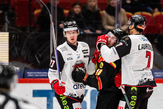 Malmö Redhawks Adam Ollas Mattsson, Oliver Lauridsen och