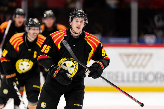 Brynäs Nick Olesen jublar