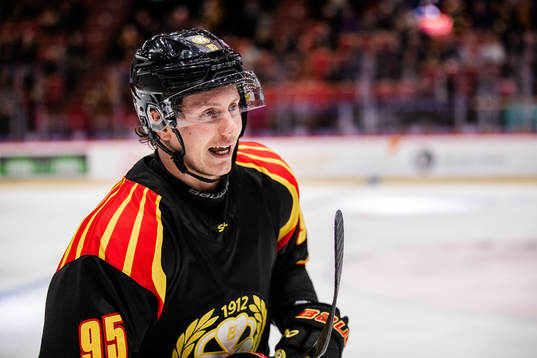 Brynäs Nick Olesen jublar
