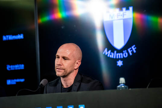 Bläddra bland fler bilder av Fotboll, Allsvenskan, Malmö FF, Presskonferens 