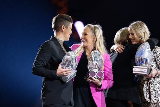 Erika Holst och Kim Martin Hasson, vinnarna av Tidernas All
