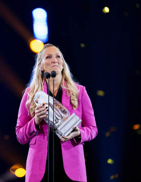 Kim Martin Hasson tilldelas priset Tidernas Spelare