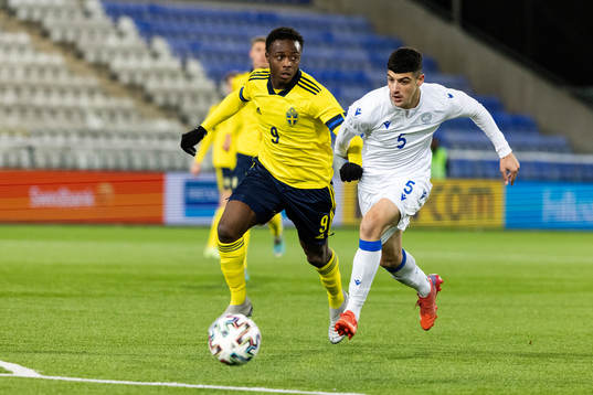 Sveriges Richie Omorowa och Cyperns Alexandros Kaiafas