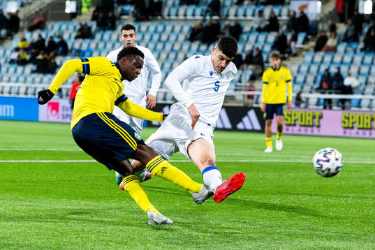 Sveriges Richie Omorowa och Cyperns Alexandros Kaiafas