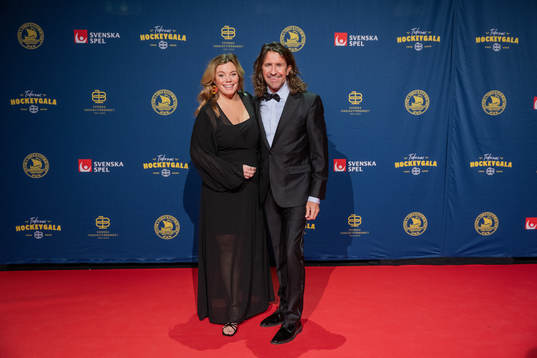 Gry Forsell och Anders Timell på röda mattan