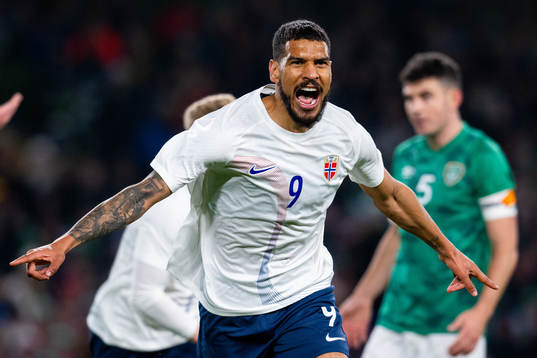 Ohi Omoijuanfo of Norway celebrates