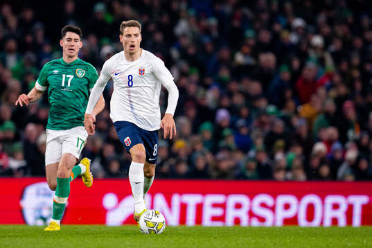 Callum O'Dowda of Ireland and Kristoffer Zachariassen of