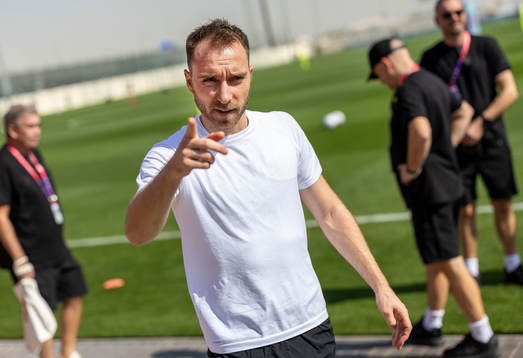 [DK=20221117: Herrelandsholdet træner i Doha, Qatar -