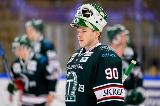 Tingsryds målvakt Daniel Rosengren deppar