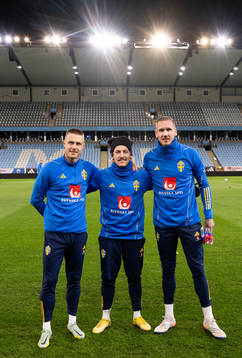 Mattias Svanberg, Emil Forsberg and goalkeeper Robin Olsen
