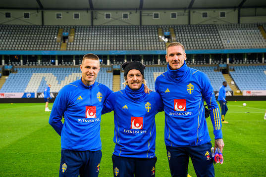 Mattias Svanberg, Emil Forsberg and goalkeeper Robin Olsen