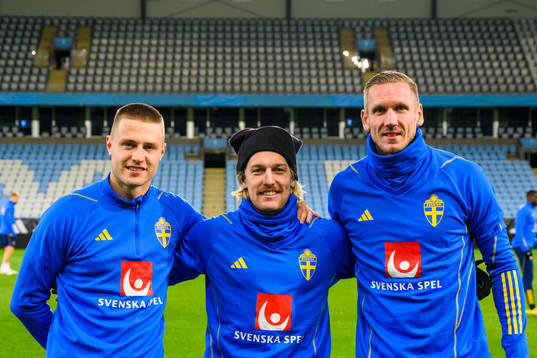 Mattias Svanberg, Emil Forsberg and goalkeeper Robin Olsen