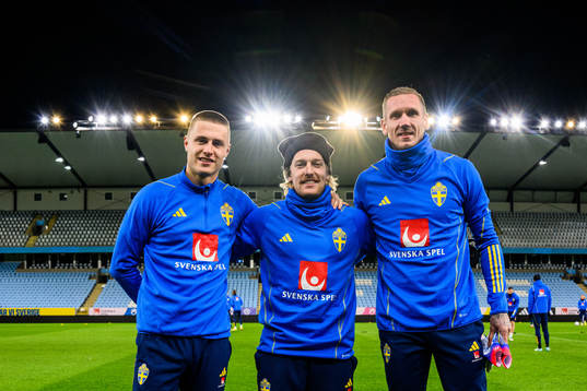 Mattias Svanberg, Emil Forsberg and goalkeeper Robin Olsen