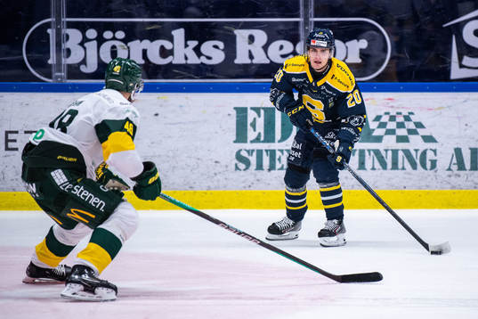 Björklövens Daniel Rahimi och Södertäljes Nikola Pasic