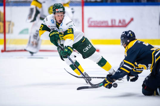 Björklövens Fredrik Weigel och Södertäljes Renars