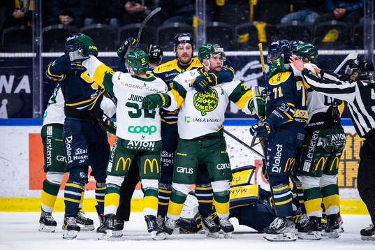 Björklövens Alexander Wiklund och Viljami Juusola i bråk