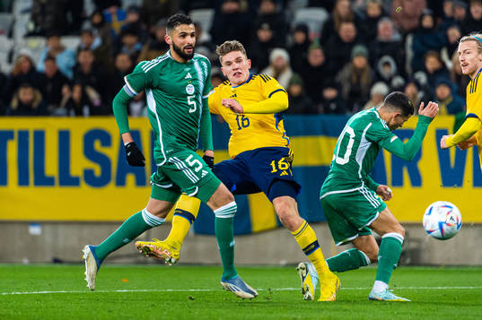 Ahmed Touba of Algeria and Viktor Gyökeres of Sweden