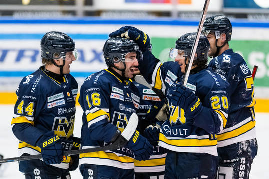 HV71s Joseph Laleggia jublar med lagkamrater