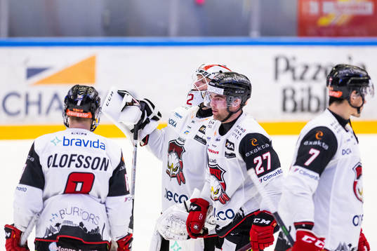 Malmö Redhawks målvakt Daniel Marmenlind och Ponthus