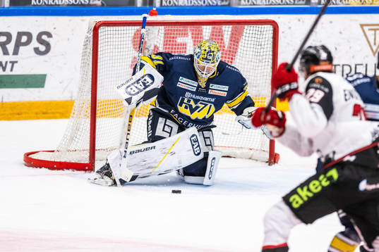 HV71s målvakt Joni Ortio