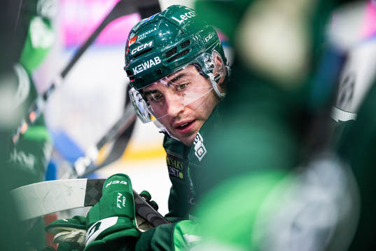 Färjestads Remi Elie deppar