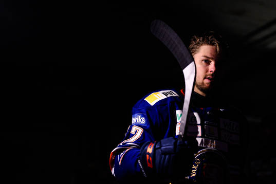Växjös Manuel Ågren före ishockeymatchen i SHL mellan