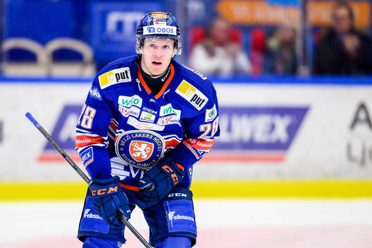 Växjös Hugo Gustafsson jublar