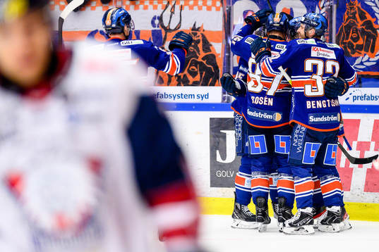 Växjös spelare jublar