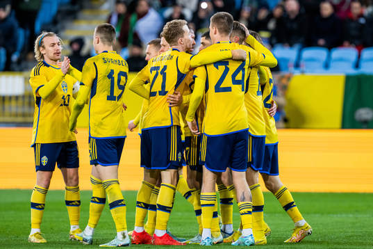 Emil Forsberg, Mattias Svanberg, Samuel Gustafson and Emil