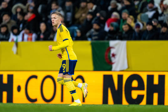 Jesper Karlsson of Sweden