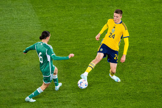 Ramiz Zerrouki of Algeria and Emil Holm of Sweden