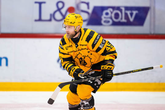 Skellefteås Oscar Möller jublar