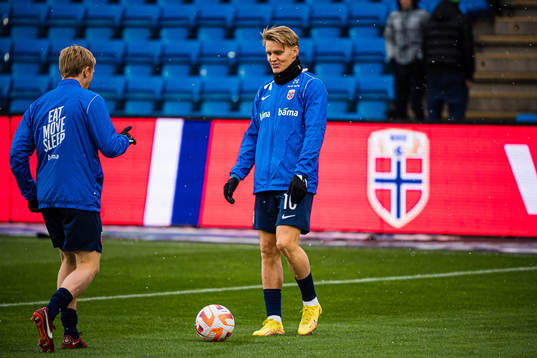 Martin Ødegaard of Norway warms up