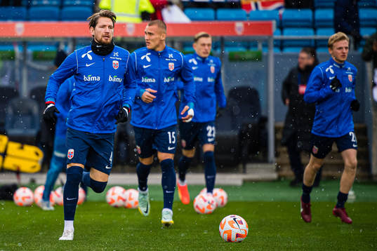 Stefan Strandberg of Norway warms up