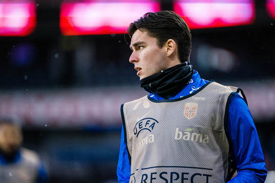 Hugo Vetlesen of Norway warms up