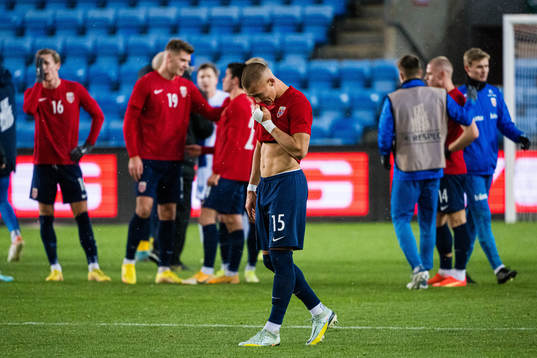 Leo Skiri Østigård of Norway looks dejected