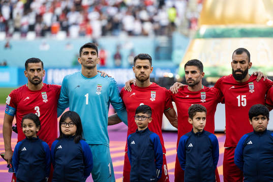 Ehsan Hajisafi, goalkeeper Alireza Beiranvand, Morteza