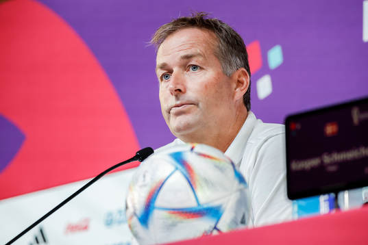 [DK=20221121: Herrelandsholdet pressemøde i Doha, Qatar -