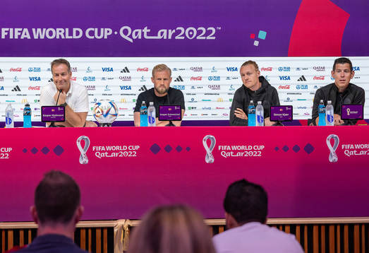 [DK=20221121: Herrelandsholdet pressemøde i Doha, Qatar -