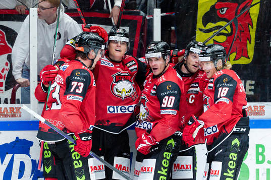 Malmö Redhawks Fredrik Händemark jublar