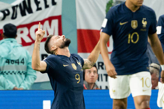 Olivier Giroud of France celebrates the 2-1 goal