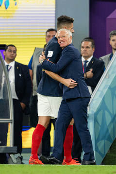 Olivier Giroud and head coach Didier Deschamps of France