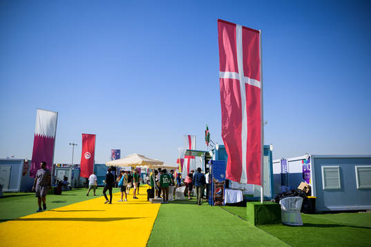 A Danish flag at Fan Village Cabins Free Zone