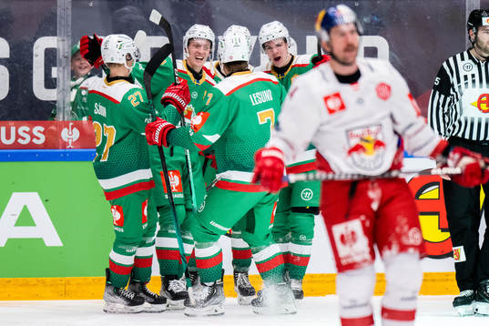 Oliver Tärnström of Rögle celebrates