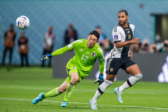 goalkeeper Shuichi Gonda of Japan and Serge Gnabry of