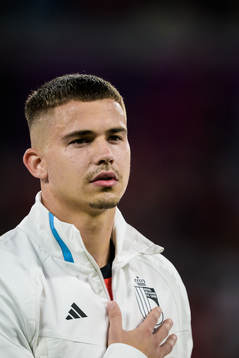 Leander Dendoncker of Belgium
