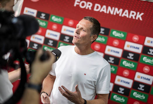 [DK=20221123: Pressemøde i Doha, Qatar - Peter Møller,